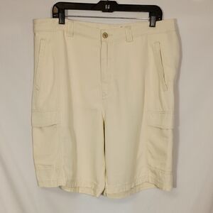 NWT Tommy Bahama Relax Cream Cargo Shorts Mens Size 36 Summer